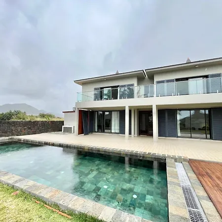 Luxury Villa - Coral Residence